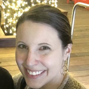 Meet your Posher, Jjulie